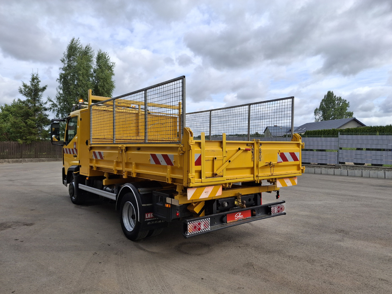 RENAULT D7.5 Wywrotka Kipper 3 Stronna 2015r 84 Tyś KM - شاحنة قلاب: صورة 3 RENAULT D7.5 Wywrotka Kipper 3 Stronna 2015r 84 Tyś KM - شاحنة قلاب: صورة 3