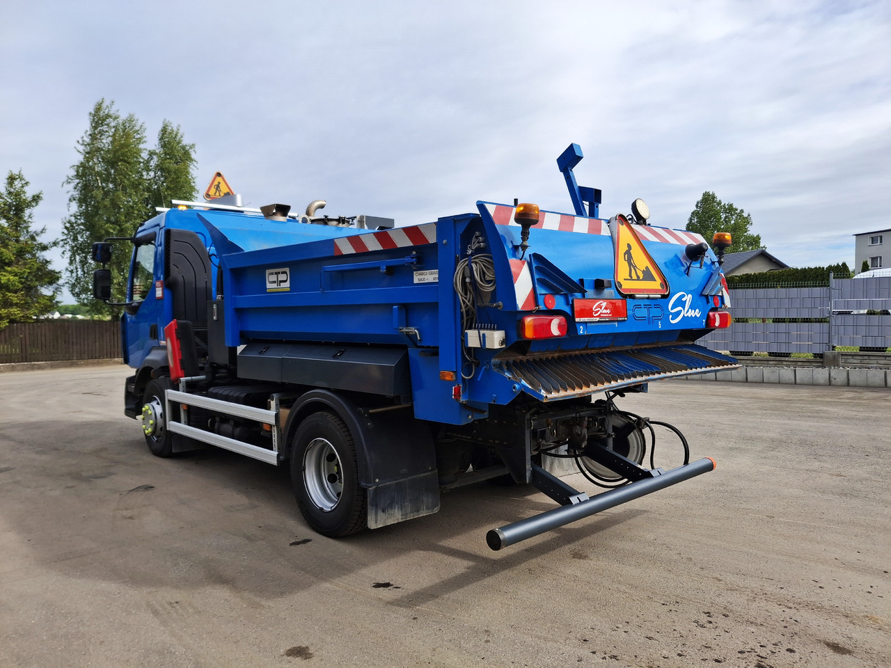 Renault D16 - موزع الأسفلت: صورة 2 Renault D16 - موزع الأسفلت: صورة 2