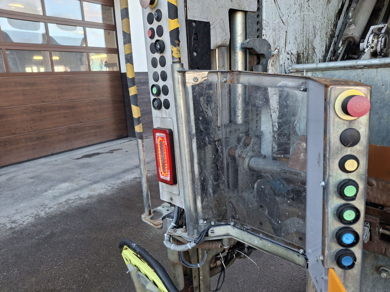 Renault D26 Śmieciarka Mullwagen Environnement VR5 LEV Euro 6 - شاحنة قمامة: صورة 5 Renault D26 Śmieciarka Mullwagen Environnement VR5 LEV Euro 6 - شاحنة قمامة: صورة 5