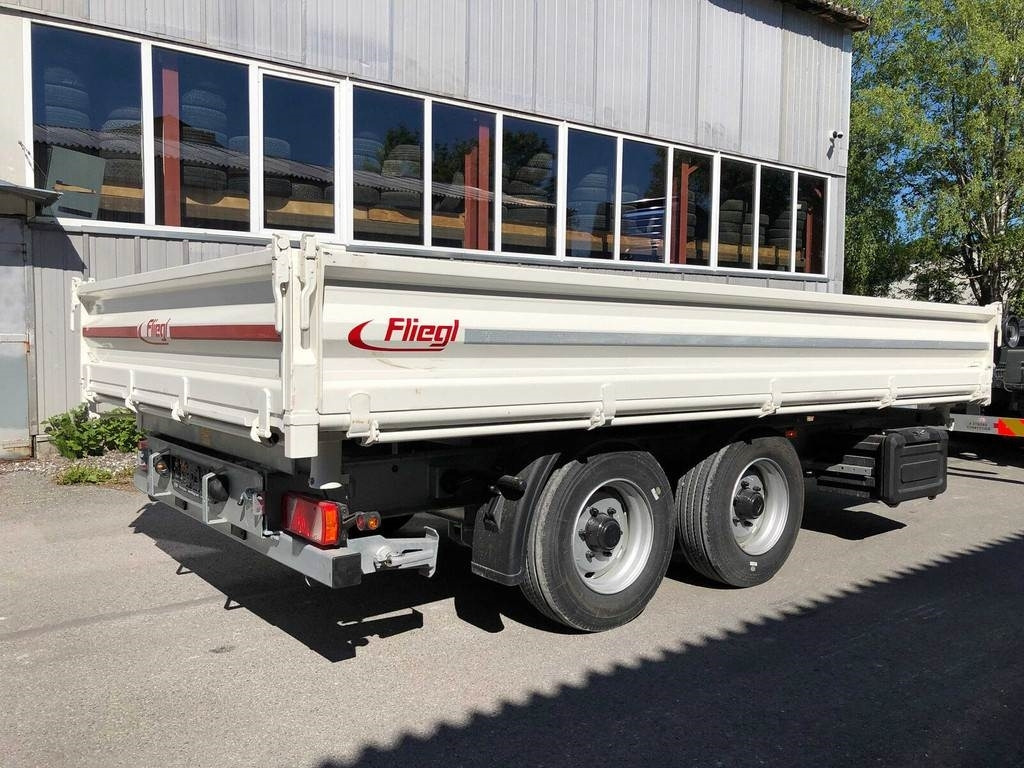 Fliegl TSK 118 3-WAY TIP - مقطورة قلابة: صورة 2 Fliegl TSK 118 3-WAY TIP - مقطورة قلابة: صورة 2