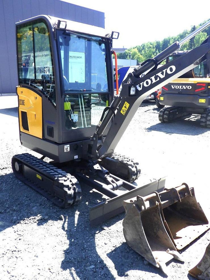Volvo EC 18 E - حفار صغير: صورة 4 Volvo EC 18 E - حفار صغير: صورة 4