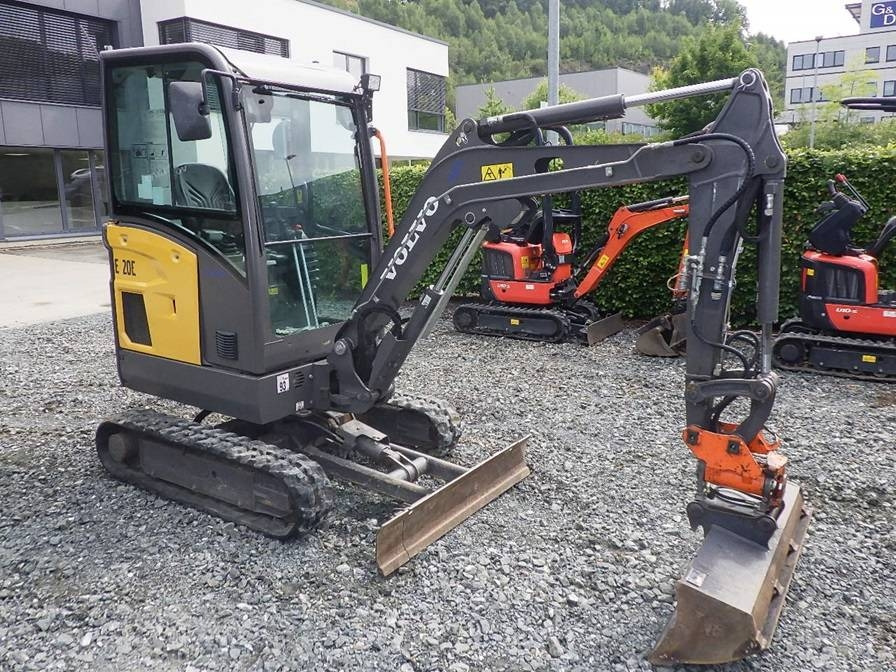 Volvo EC 20 E - حفار صغير: صورة 3 Volvo EC 20 E - حفار صغير: صورة 3