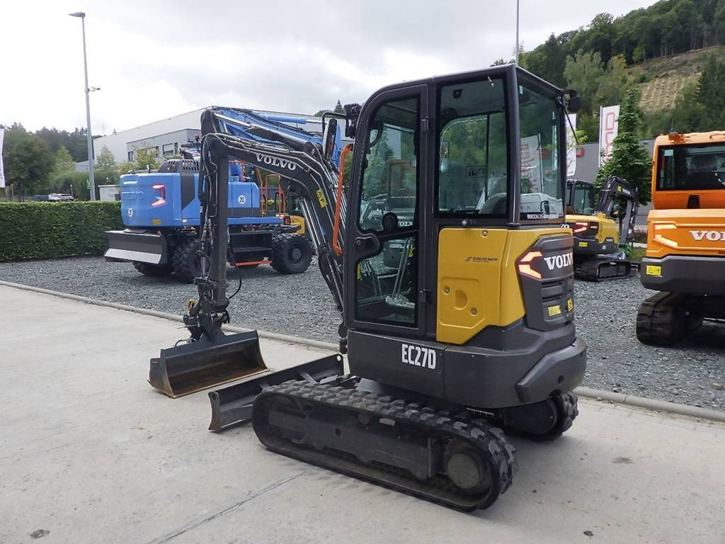Volvo EC 27 D - حفار صغير: صورة 5 Volvo EC 27 D - حفار صغير: صورة 5