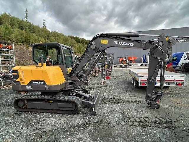 Volvo EC 60 E - حفار صغير: صورة 3 Volvo EC 60 E - حفار صغير: صورة 3