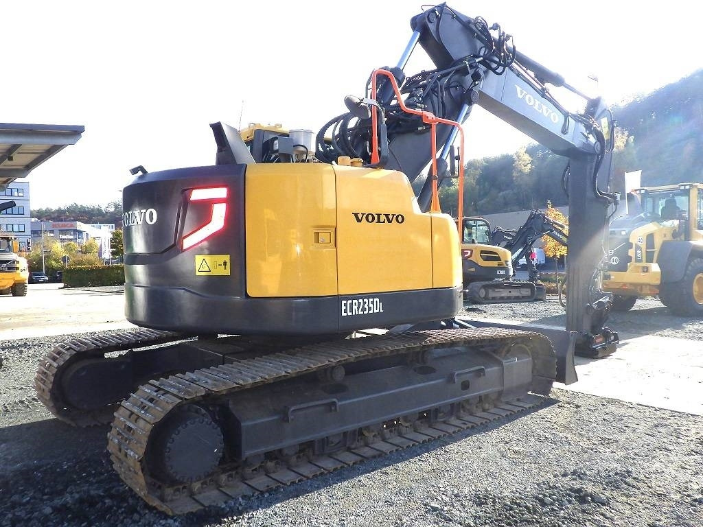 Volvo ECR 235 D - حفار زاحف: صورة 5 Volvo ECR 235 D - حفار زاحف: صورة 5