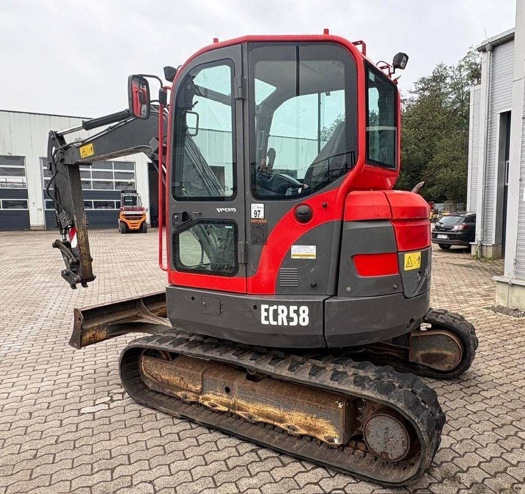 Volvo ECR 58 - حفار صغير: صورة 4 Volvo ECR 58 - حفار صغير: صورة 4