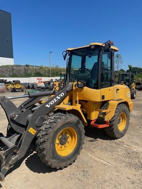 Volvo L 30 G - اللودر بعجل: صورة 3 Volvo L 30 G - اللودر بعجل: صورة 3