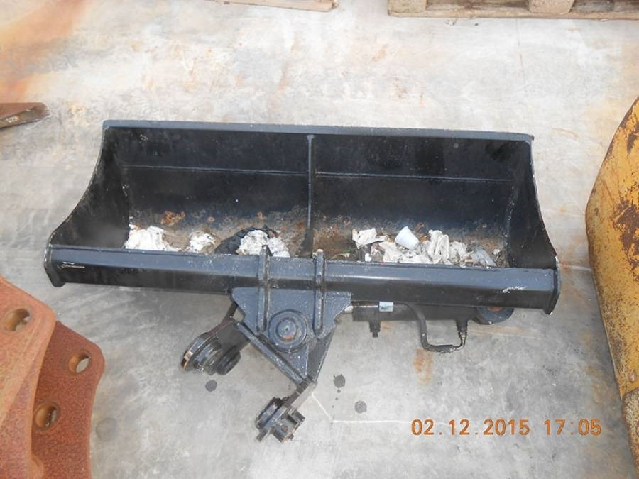 ΚΑΔΟΣ ΑΠΟ CAT 305 - بكت - آلات الإنشاء: صورة 1 ΚΑΔΟΣ ΑΠΟ CAT 305 - بكت - آلات الإنشاء: صورة 1