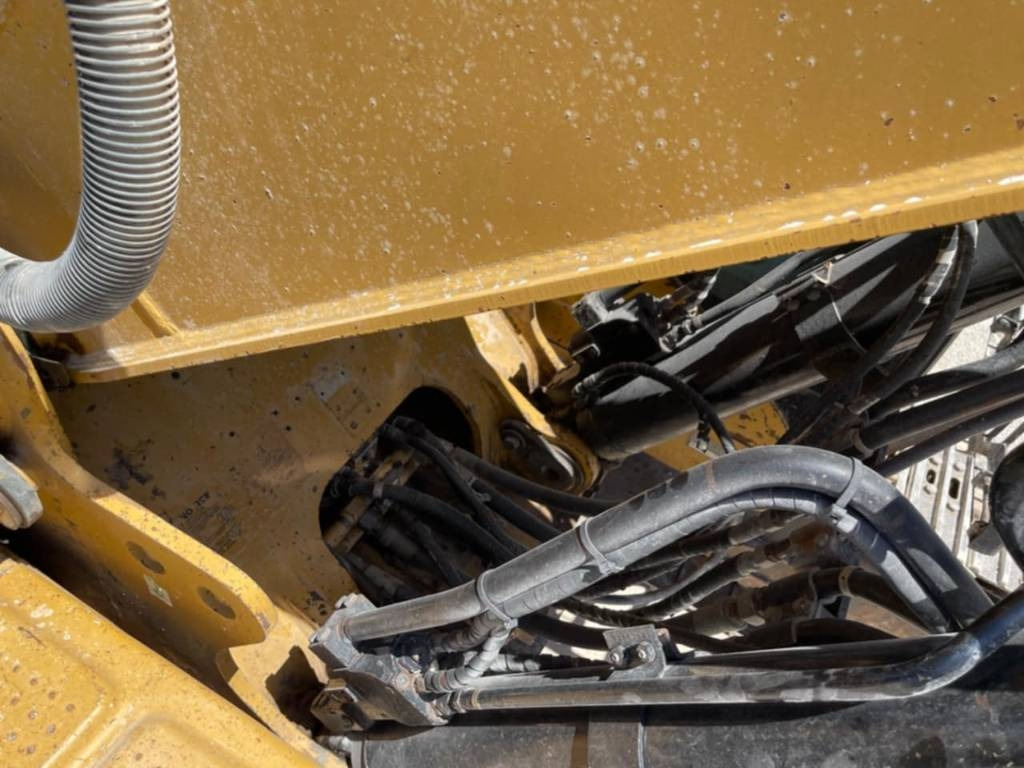 CAT 330 D LN - حفار زاحف: صورة 1 CAT 330 D LN - حفار زاحف: صورة 1