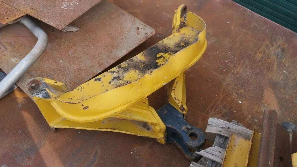 CAT D7G/F  - قطع الغيار - آلات الإنشاء: صورة 3 CAT D7G/F  - قطع الغيار - آلات الإنشاء: صورة 3