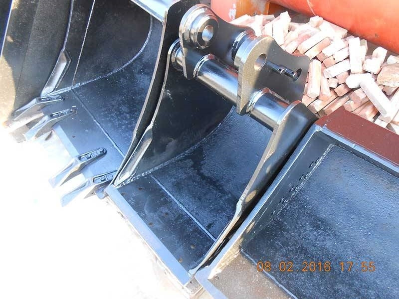 CAT ERPILLAR - بكت - آلات الإنشاء: صورة 1 CAT ERPILLAR - بكت - آلات الإنشاء: صورة 1