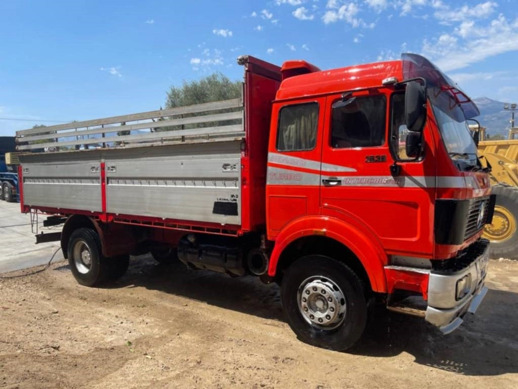 Mercedes-Benz 1638 - شاحنات مسطحة: صورة 3 Mercedes-Benz 1638 - شاحنات مسطحة: صورة 3