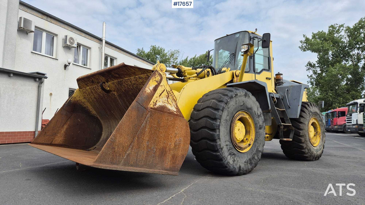 2000 Komatsu WA420-3H - اللودر بعجل: صورة 2 2000 Komatsu WA420-3H - اللودر بعجل: صورة 2