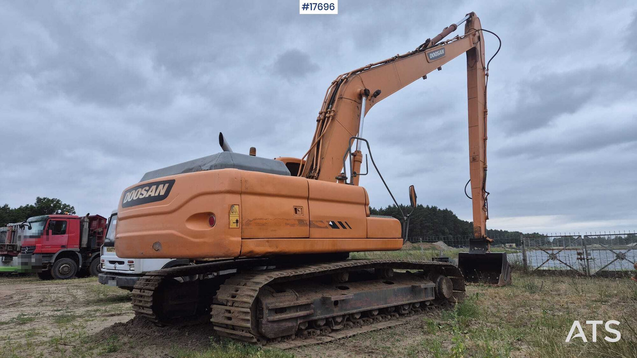 2006 Doosan DX 300 LC - حفار زاحف: صورة 3 2006 Doosan DX 300 LC - حفار زاحف: صورة 3