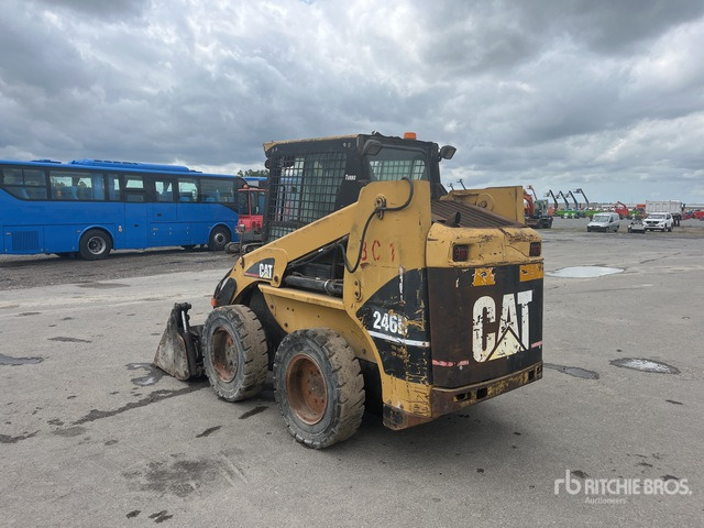 2004 Cat 246B (Inoperable) Skid Steer Loader - شيول صغير: صورة 3 2004 Cat 246B (Inoperable) Skid Steer Loader - شيول صغير: صورة 3
