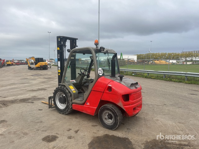 2010 Manitou MSI 25 T 2500 kg 4x2 Rough Terrain Forklift - رافعة شوكية للأراضي الوعرة: صورة 3 2010 Manitou MSI 25 T 2500 kg 4x2 Rough Terrain Forklift - رافعة شوكية للأراضي الوعرة: صورة 3