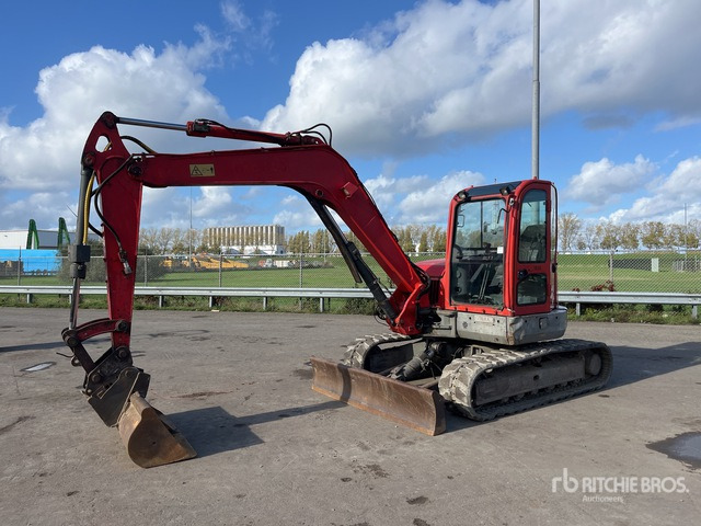 2010 Volvo ECR88 Tracked Excavator - حفار زاحف: صورة 2 2010 Volvo ECR88 Tracked Excavator - حفار زاحف: صورة 2