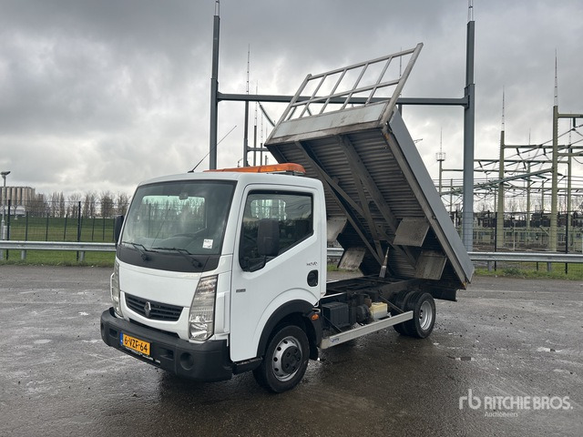 2012 Renault Maxity 4x2 Dump Truck: Light Duty - شاحنة قلاب: صورة 2 2012 Renault Maxity 4x2 Dump Truck: Light Duty - شاحنة قلاب: صورة 2