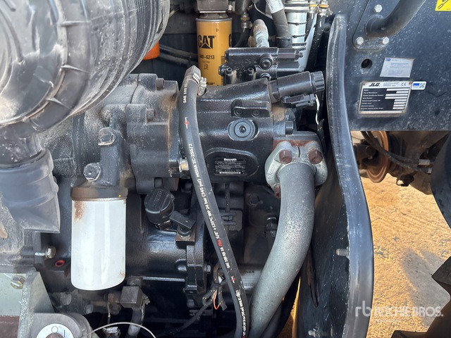 2014 JLG 4017PS Telehandler - آلة رفع ونقل تلسكوبية: صورة 5 2014 JLG 4017PS Telehandler - آلة رفع ونقل تلسكوبية: صورة 5