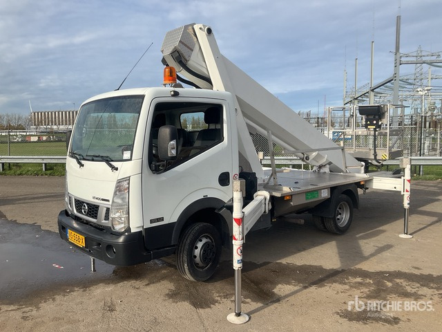 2015 Nissan Cabstar 2015 Palfinger P260B 230 kg Str ... Boom Truck - منصة محمولة مثبتة على الشاحنة: صورة 2 2015 Nissan Cabstar 2015 Palfinger P260B 230 kg Str ... Boom Truck - منصة محمولة مثبتة على الشاحنة: صورة 2
