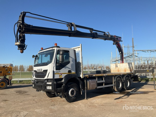 2017 Iveco AD260T 2017 Palfinger on 6x4 Flatbed Truck with Crane - شاحنات مسطحة, شاحنة كرين: صورة 1 2017 Iveco AD260T 2017 Palfinger on 6x4 Flatbed Truck with Crane - شاحنات مسطحة, شاحنة كرين: صورة 1