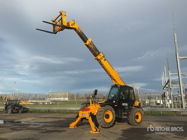2022 JCB 540V140 Telehandler - آلة رفع ونقل تلسكوبية: صورة 1 2022 JCB 540V140 Telehandler - آلة رفع ونقل تلسكوبية: صورة 1