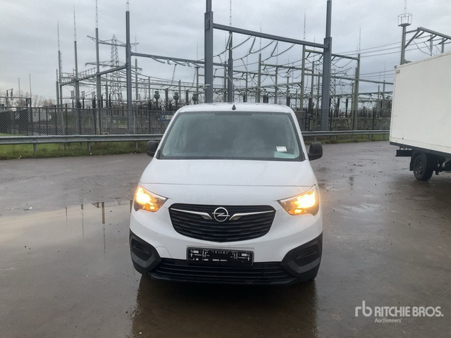 2023 Opel Combo Passenger Van - حافلة صغيرة, ميكروباص: صورة 5 2023 Opel Combo Passenger Van - حافلة صغيرة, ميكروباص: صورة 5