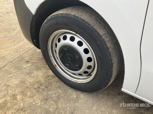 2023 Opel Vivaro Passenger Van - حافلة صغيرة, ميكروباص: صورة 5 2023 Opel Vivaro Passenger Van - حافلة صغيرة, ميكروباص: صورة 5