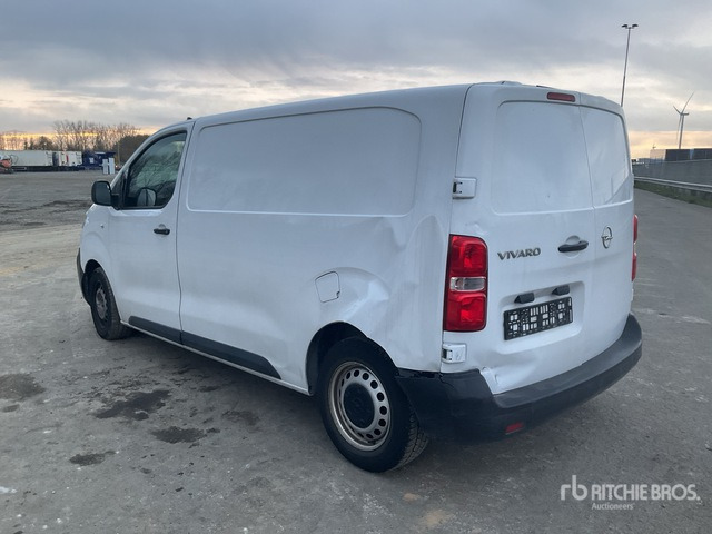 2023 Opel Vivaro Passenger Van - حافلة صغيرة, ميكروباص: صورة 4 2023 Opel Vivaro Passenger Van - حافلة صغيرة, ميكروباص: صورة 4