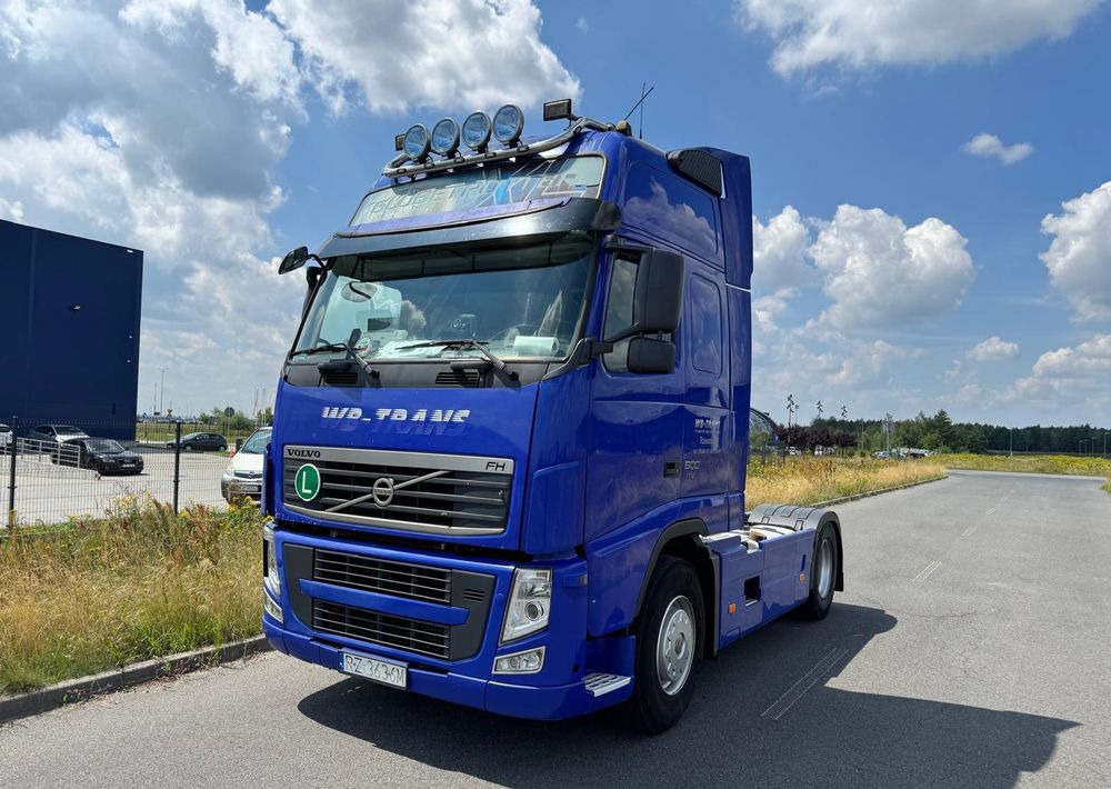 Volvo FH500 // 2013 Rok // XL // Automat // EEV // Idealny ! - مقطورة السحب: صورة 1 Volvo FH500 // 2013 Rok // XL // Automat // EEV // Idealny ! - مقطورة السحب: صورة 1