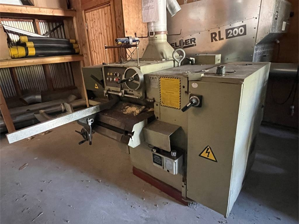 Annet SCM M3 Automatic multiblade rip saw - آلة النجارة: صورة 1 Annet SCM M3 Automatic multiblade rip saw - آلة النجارة: صورة 1