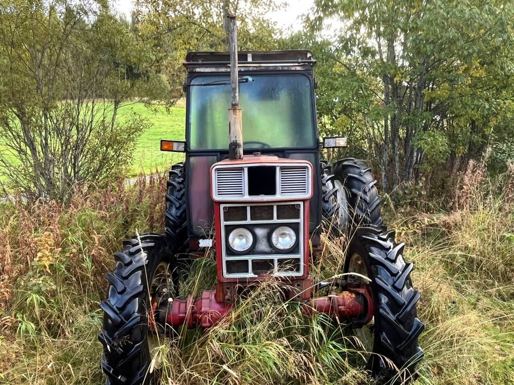 International Harvester 584 4WD - جرار: صورة 5 International Harvester 584 4WD - جرار: صورة 5