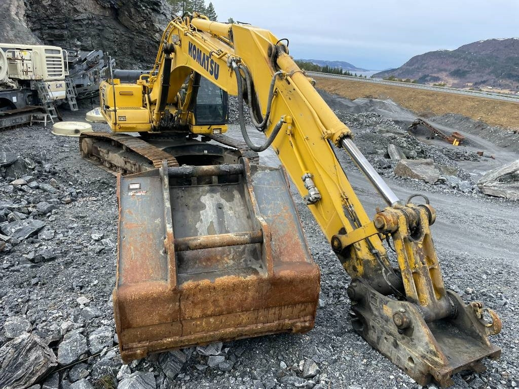 Komatsu PC 360 LC-10 - حفار زاحف: صورة 4 Komatsu PC 360 LC-10 - حفار زاحف: صورة 4