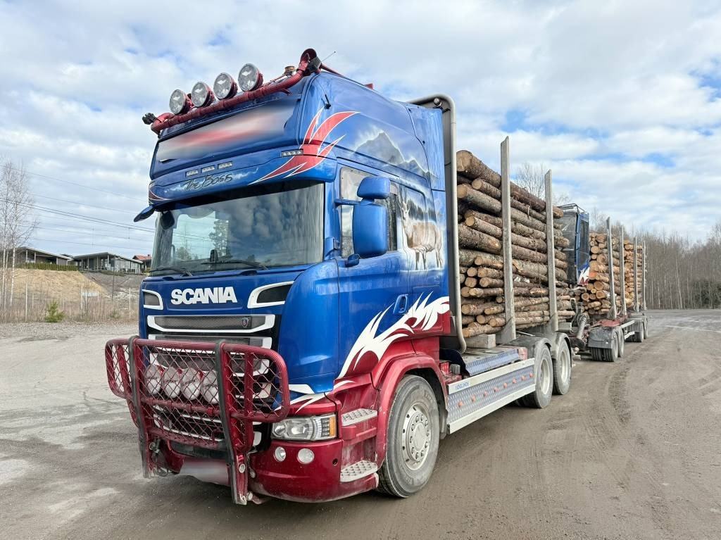 Scania R 730 6x4 Jonsered J1088S - شاحنة قطع الأشجار: صورة 1 Scania R 730 6x4 Jonsered J1088S - شاحنة قطع الأشجار: صورة 1