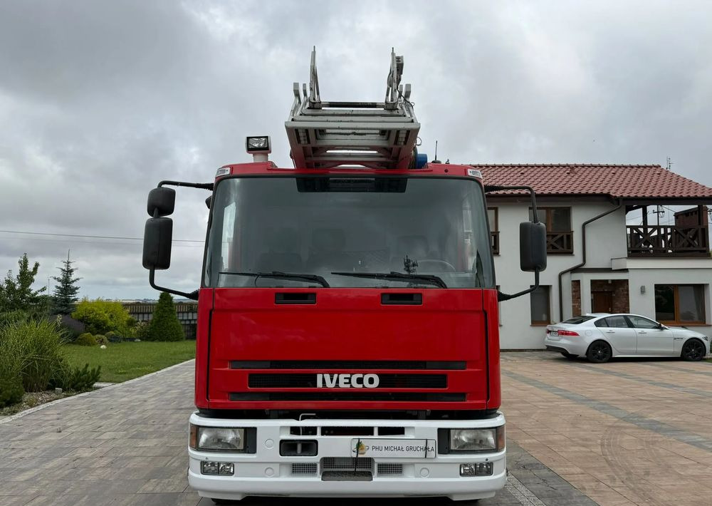 Iveco Eurocargo 130E24 - شاحنة حريق: صورة 2 Iveco Eurocargo 130E24 - شاحنة حريق: صورة 2