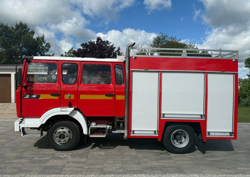 Renault MIDLINER S180 - شاحنة حريق: صورة 5 Renault MIDLINER S180 - شاحنة حريق: صورة 5