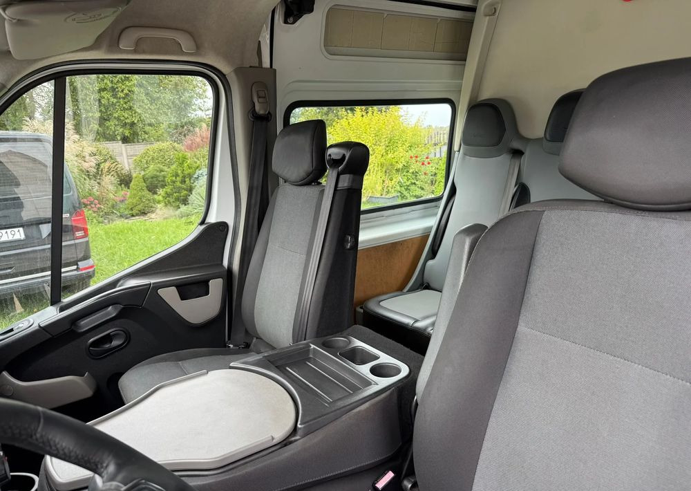 الشاحنات الصغيرة كابينة مزدوجة Renault Master: صورة 14