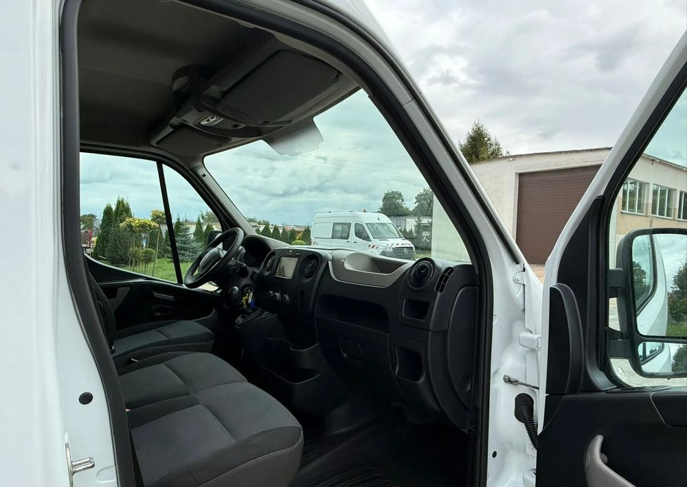 الشاحنات الصغيرة كابينة مزدوجة Renault Master: صورة 9