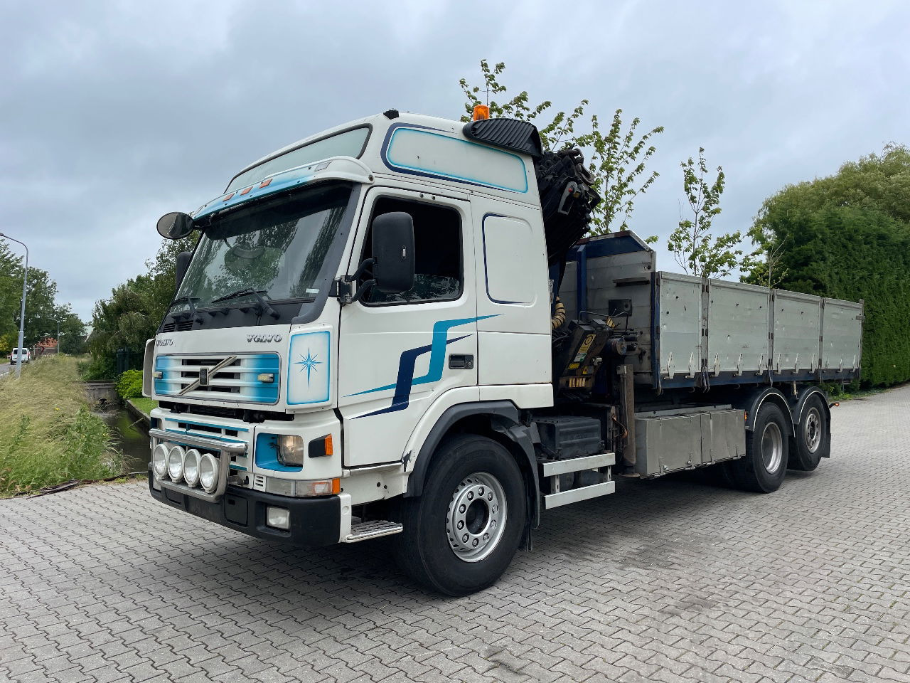 Volvo FM 7 310hp with Palfinger PK21000 with remote and tipper - شاحنة قلاب, شاحنة كرين: صورة 2 Volvo FM 7 310hp with Palfinger PK21000 with remote and tipper - شاحنة قلاب, شاحنة كرين: صورة 2