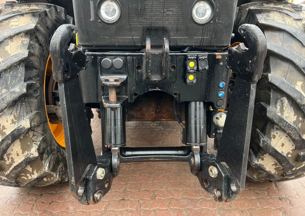 جرار JCB Fastrac 4220 | 2017 ROK | 220 KM: صورة 9