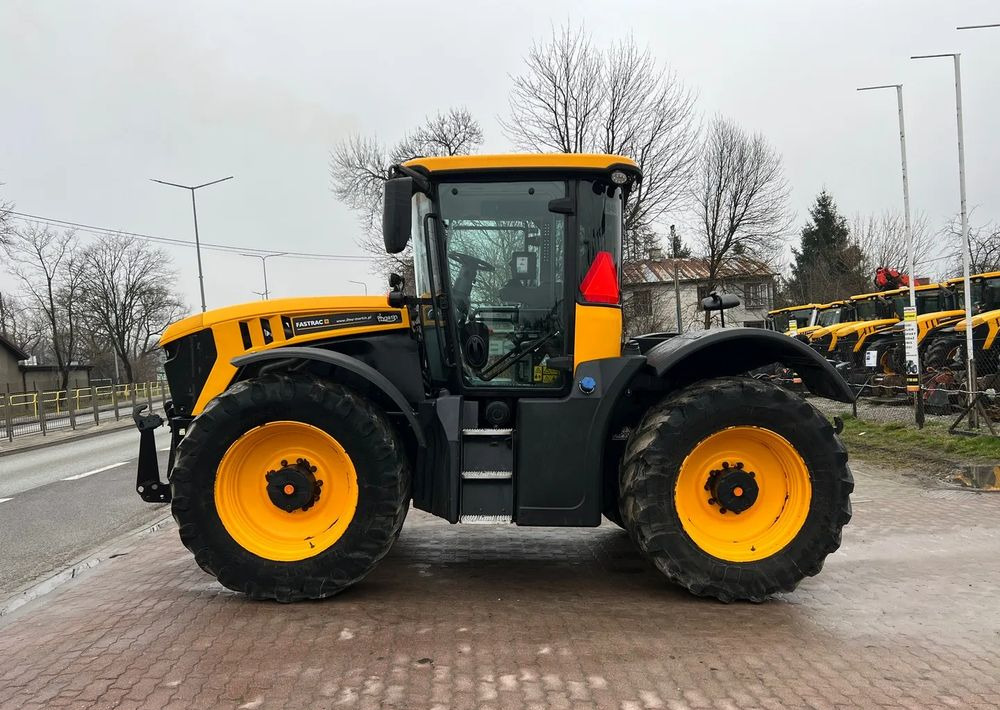 JCB Fastrac 4220 | 2017 ROK | 220 KM - جرار: صورة 2 JCB Fastrac 4220 | 2017 ROK | 220 KM - جرار: صورة 2