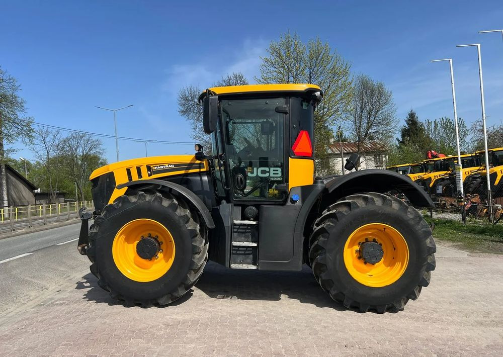 JCB Fastrac 4220 Trimble - جرار: صورة 2 JCB Fastrac 4220 Trimble - جرار: صورة 2