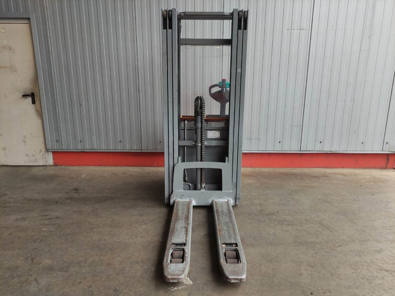 Jungheinrich EJC 216 Z - آلة تكديس: صورة 3 Jungheinrich EJC 216 Z - آلة تكديس: صورة 3