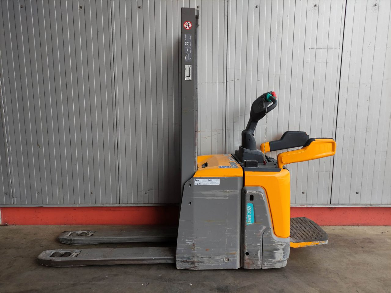 Jungheinrich ERD220 - آلة تكديس: صورة 1 Jungheinrich ERD220 - آلة تكديس: صورة 1