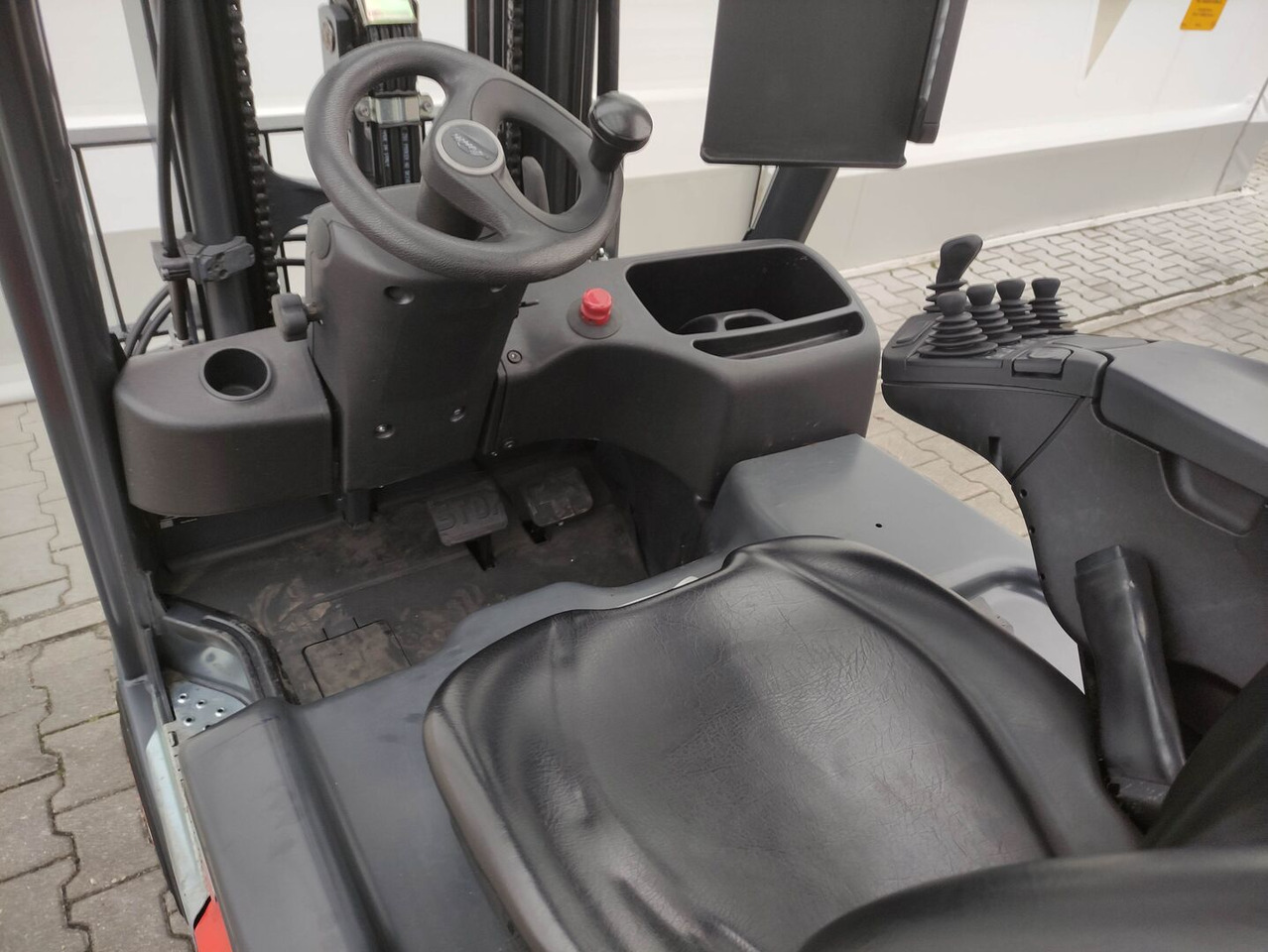 Linde E16PH-02-386 EVO - رافعة شوكية كهربائية: صورة 5 Linde E16PH-02-386 EVO - رافعة شوكية كهربائية: صورة 5