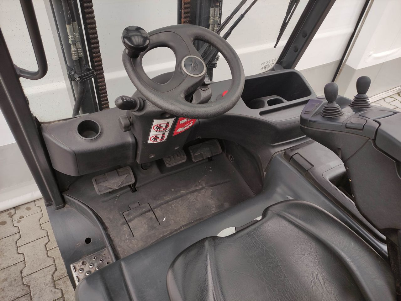 Linde E30-01-387 - رافعة شوكية كهربائية: صورة 5 Linde E30-01-387 - رافعة شوكية كهربائية: صورة 5