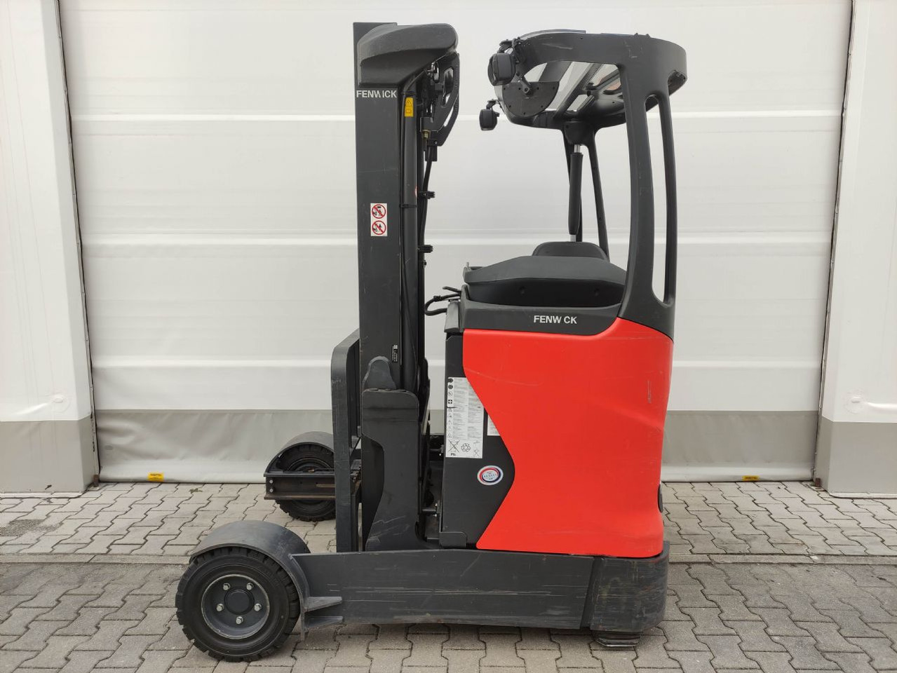 Linde R16G-01-1120 - رافعة شوكية للوصول للأماكن الضيقة: صورة 1 Linde R16G-01-1120 - رافعة شوكية للوصول للأماكن الضيقة: صورة 1