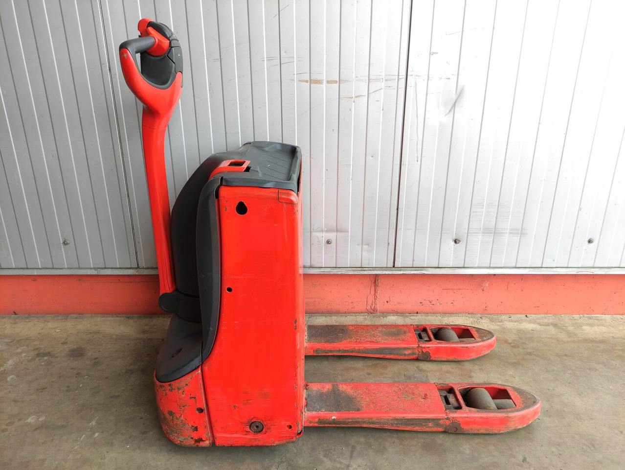 Linde T16-1152 - شاحنة نقل الطبالي: صورة 2 Linde T16-1152 - شاحنة نقل الطبالي: صورة 2