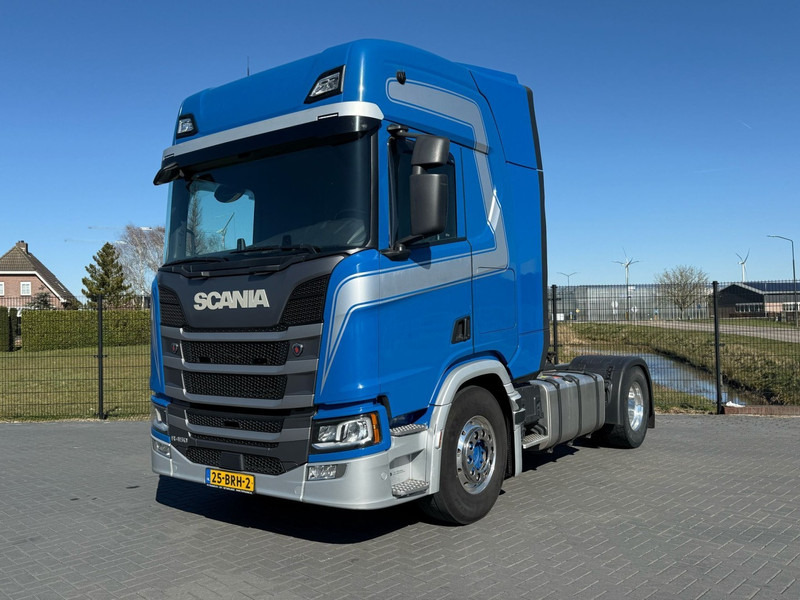Scania R450 NGS PTO, HYDRAULIEK, ALCOAS, 4 PUNTS LUCHTVERING, PARK COOL. - مقطورة السحب: صورة 1 Scania R450 NGS PTO, HYDRAULIEK, ALCOAS, 4 PUNTS LUCHTVERING, PARK COOL. - مقطورة السحب: صورة 1