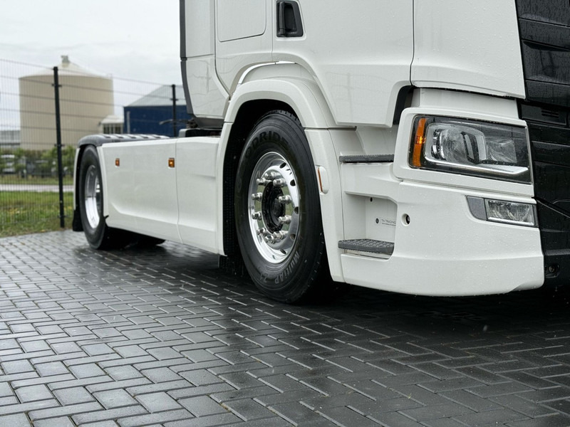 Scania R450 VOLLUCHT, ALCOA, HYDRAULIEK, 6 PUNTS LUCHTGEVEERD, RETARDER. - مقطورة السحب: صورة 4 Scania R450 VOLLUCHT, ALCOA, HYDRAULIEK, 6 PUNTS LUCHTGEVEERD, RETARDER. - مقطورة السحب: صورة 4